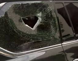 Oyetola’s vehicles damaged as governor joins EndSARS protesters in Osogbo